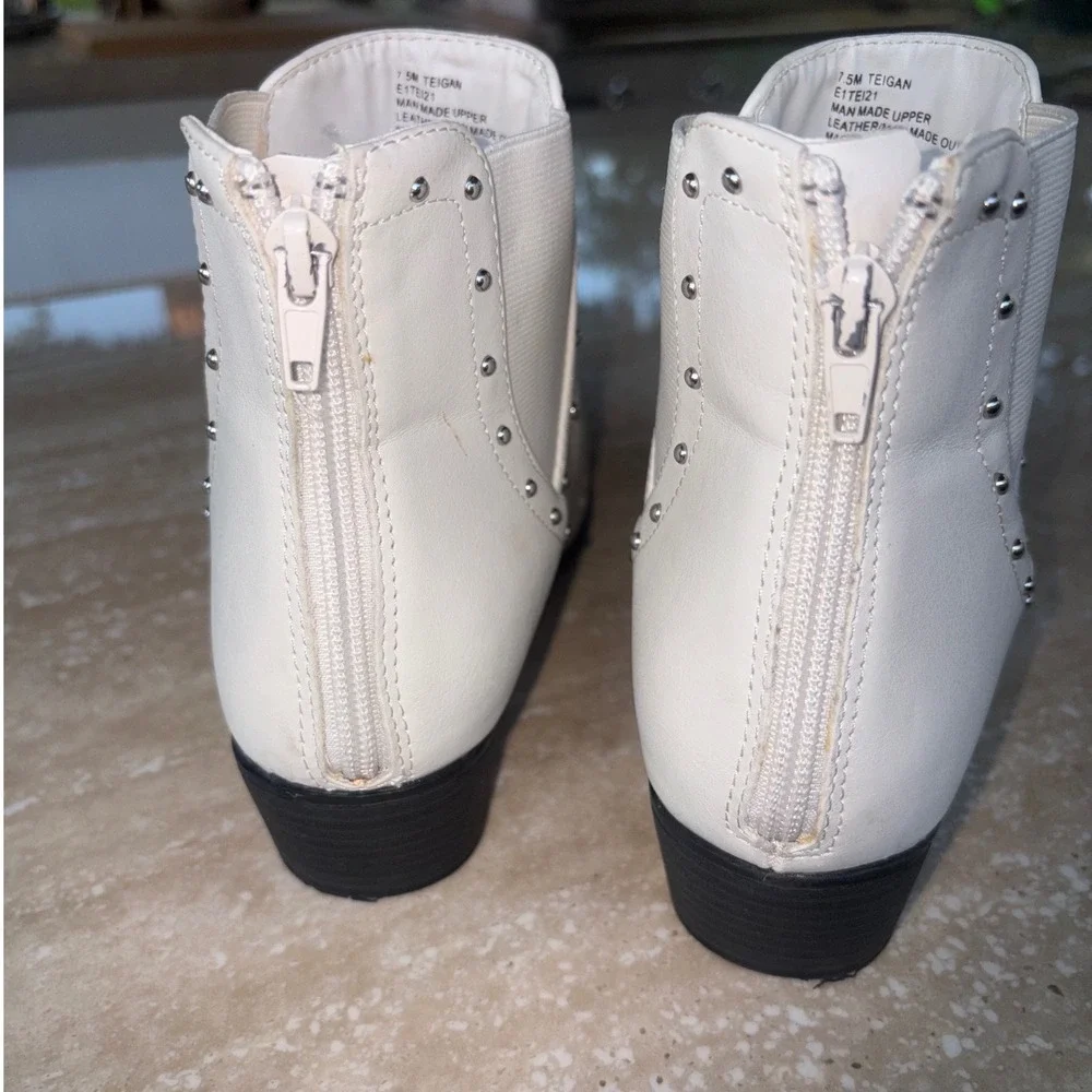 Esprit Ankle Boots Teigan Studded Off-White Western Booties 7.5M